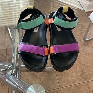 STEVE MADDEN LEATHER MULTI COLORS SANDALS